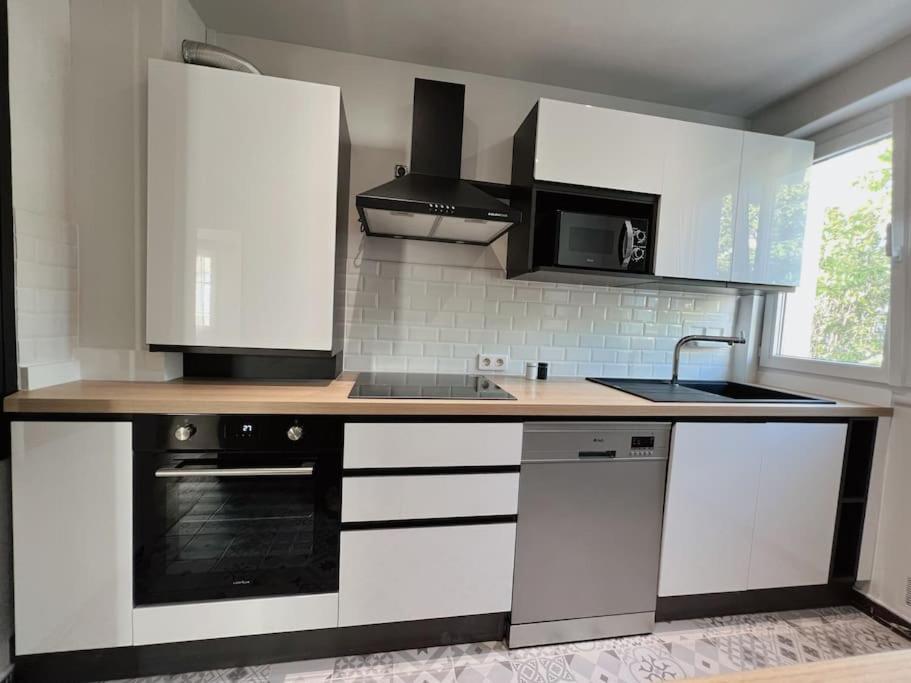 Apartment T3 Au Calme - Hyper Centre De Lorient